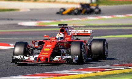 《使命召唤：先锋＆战区》联动《进击的巨人》 兵长套装上线